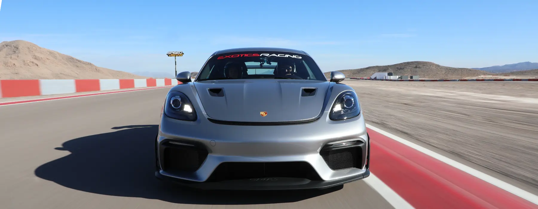 Porsche Cayman GT4 RS
